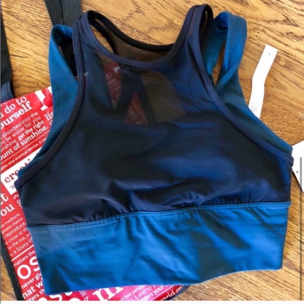 Lululemon double tap bra size 4